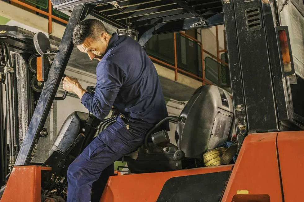 reparation-et-maintenance-mecanicien-chariot-elevateur-heli-mded reparation-et-maintenance-mecanicien-chariot-elevateur-heli-mded